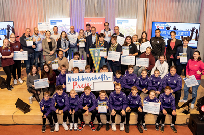 Die Gewinner des Nachbarschaftspreises 2022 des Hamburg Airport.
